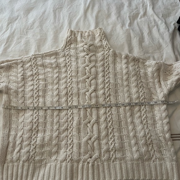 Ivory cable knit sweater. Comfortable and warm. - Picture 6 of 7